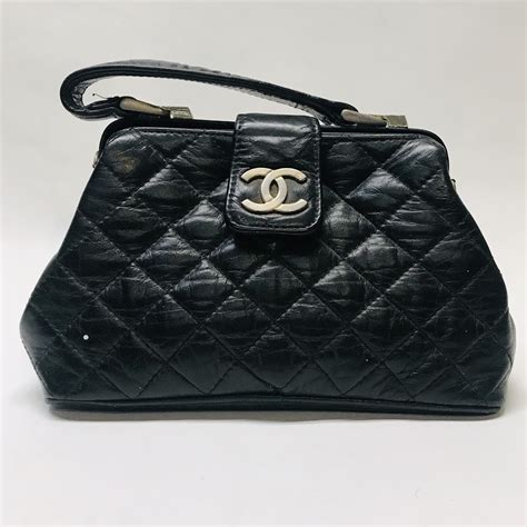 vintage chanel 1995|pictures of old Chanel purses.